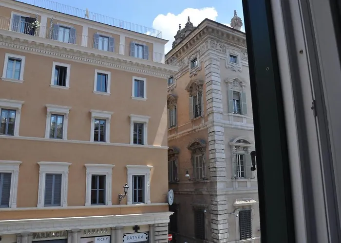Navona 4*