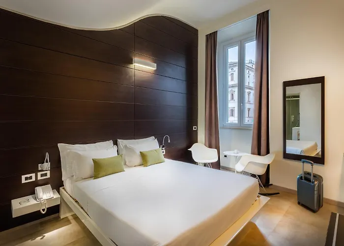 Navona 4*