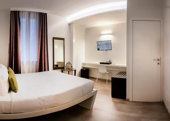 Navona Pensión 4*