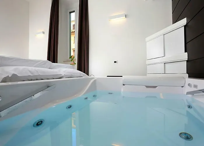 Konukevi Navona 4*